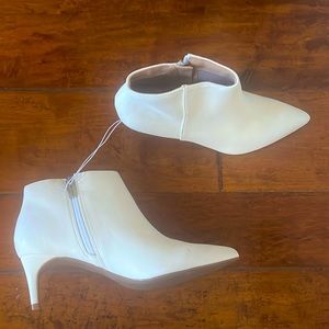 Creme white boots from A New Day - size 8. Never worn.